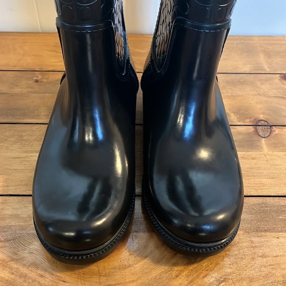 Coach Jacquard C Laced Up Back Bow Heeled Black Tall Rainboots Women's Size 6 - Picture 7 of 11